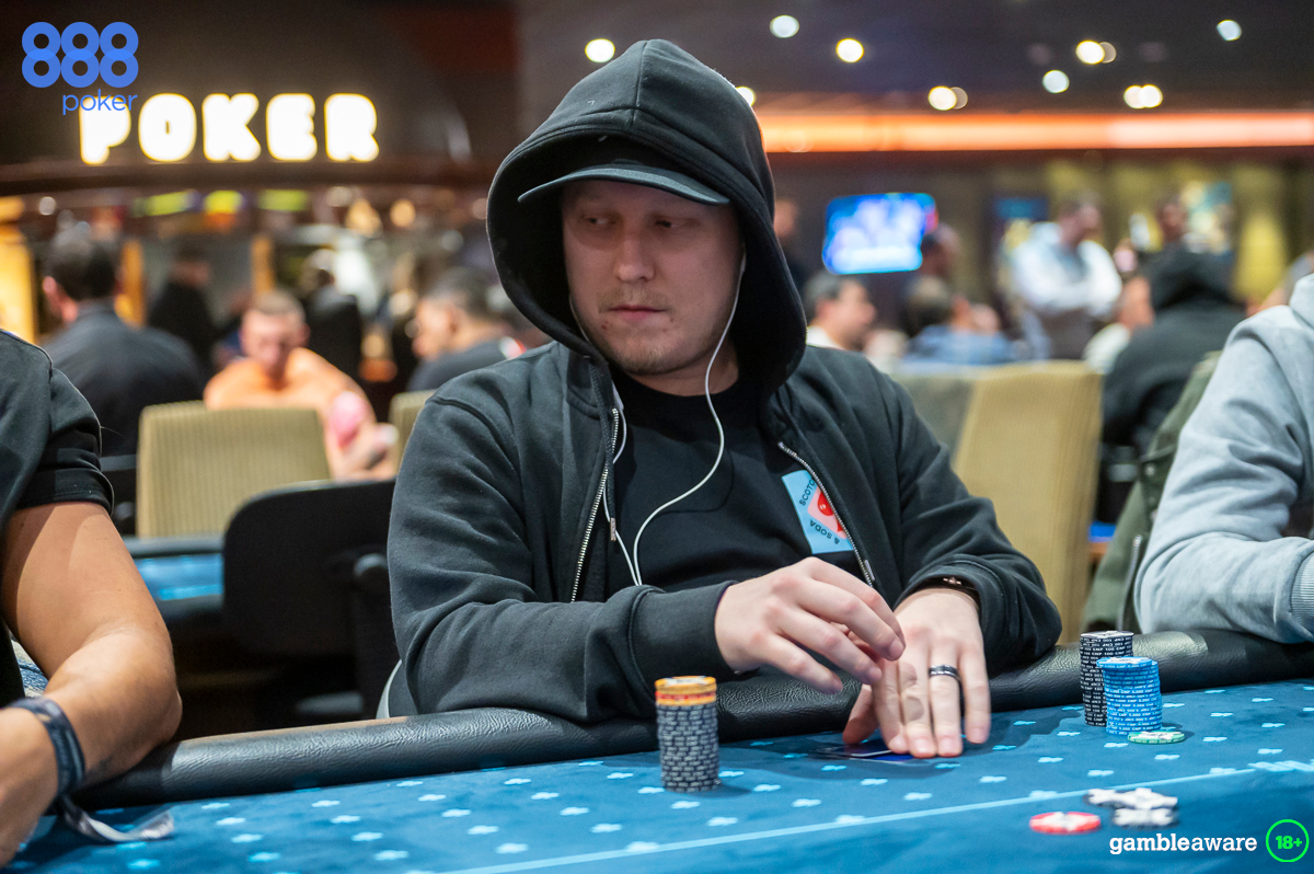 Sandro Hauser Main Event Day 1 A 888poker