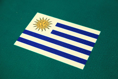 laptpunta5-uruguayflag
